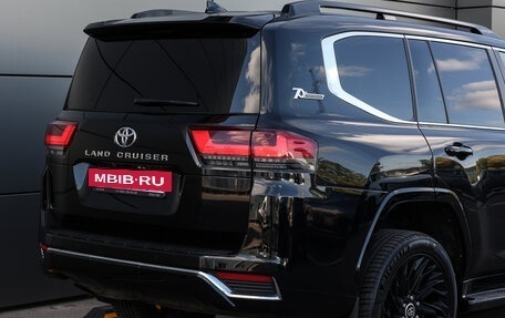 Toyota Land Cruiser, 2022 год, 7 998 000 рублей, 26 фотография