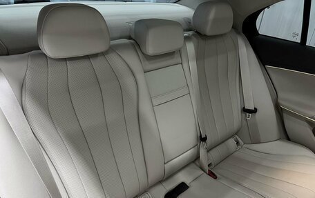 Mercedes-Benz E-Класс, 2025 год, 7 995 000 рублей, 12 фотография