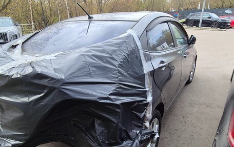 Hyundai Solaris II рестайлинг, 2011 год, 400 000 рублей, 6 фотография