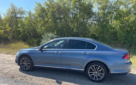 Volkswagen Passat B8 рестайлинг, 2017 год, 1 420 000 рублей, 8 фотография