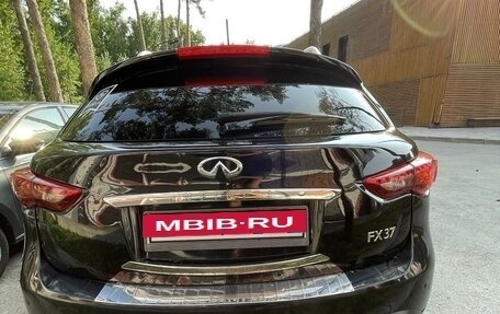 Infiniti FX II, 2012 год, 1 540 000 рублей, 8 фотография