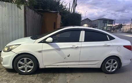 Hyundai Solaris II рестайлинг, 2011 год, 470 000 рублей, 4 фотография
