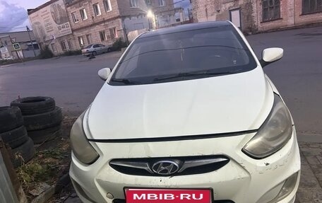 Hyundai Solaris II рестайлинг, 2011 год, 470 000 рублей, 1 фотография