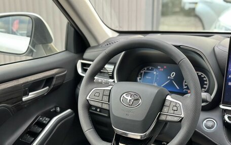 Toyota Highlander, 2026 год, 5 020 000 рублей, 14 фотография