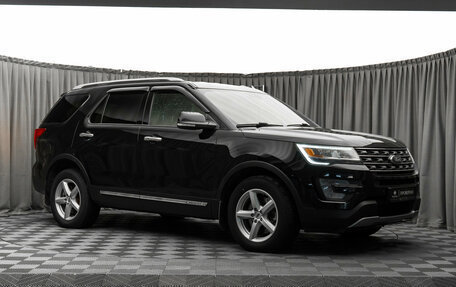 Ford Explorer VI, 2017 год, 2 950 000 рублей, 2 фотография
