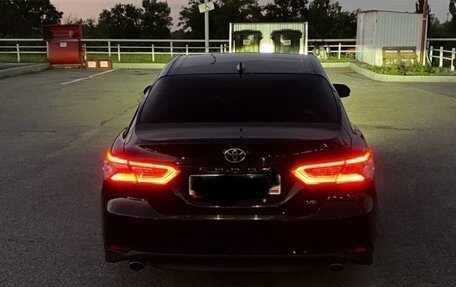 Toyota Camry, 2020 год, 2 650 000 рублей, 3 фотография