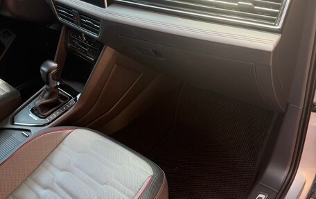 Volkswagen Tiguan II, 2021 год, 3 150 000 рублей, 6 фотография