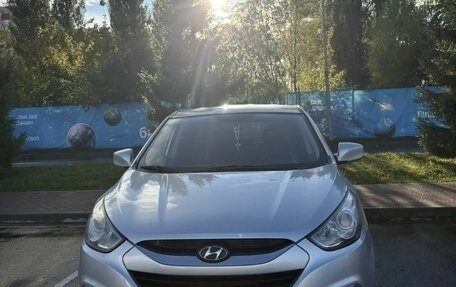 Hyundai ix35 I рестайлинг, 2010 год, 1 100 000 рублей, 2 фотография