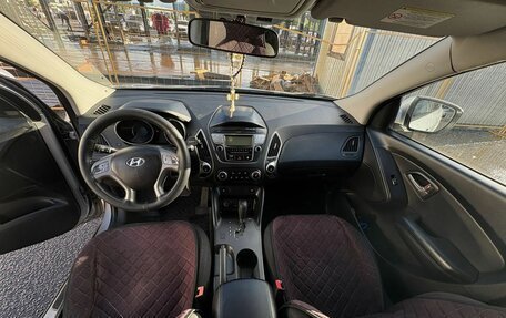 Hyundai ix35 I рестайлинг, 2010 год, 1 100 000 рублей, 11 фотография