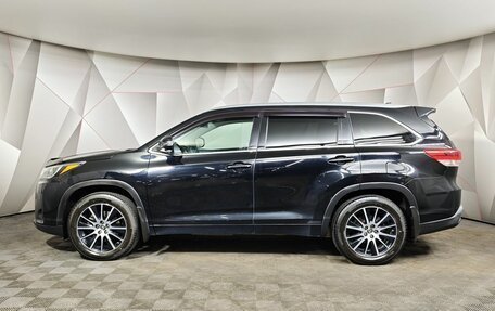 Toyota Highlander III, 2017 год, 2 997 000 рублей, 5 фотография