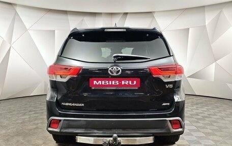 Toyota Highlander III, 2017 год, 2 997 000 рублей, 8 фотография