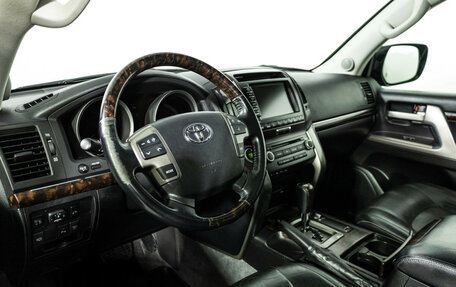 Toyota Land Cruiser 200, 2011 год, 3 200 000 рублей, 11 фотография