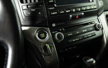 Toyota Land Cruiser 200, 2011 год, 3 200 000 рублей, 20 фотография