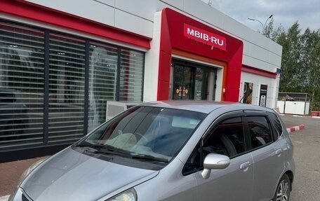 Honda Fit III, 2003 год, 359 000 рублей, 2 фотография