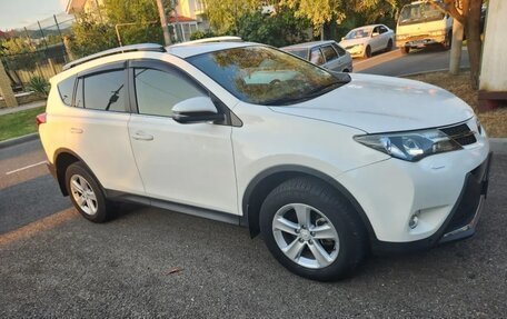 Toyota RAV4, 2014 год, 1 800 000 рублей, 2 фотография