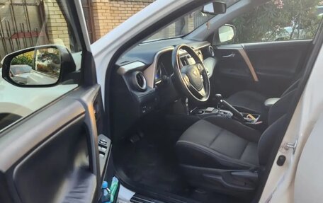 Toyota RAV4, 2014 год, 1 800 000 рублей, 9 фотография