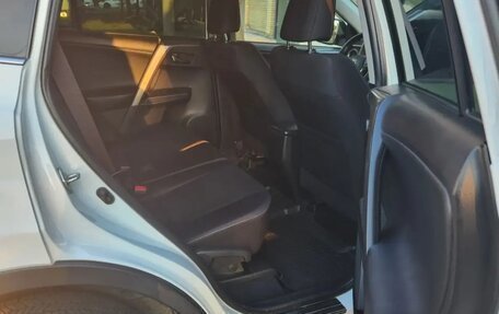 Toyota RAV4, 2014 год, 1 800 000 рублей, 8 фотография