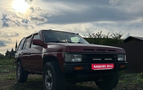 Nissan Pathfinder, 1995 год, 400 000 рублей, 2 фотография
