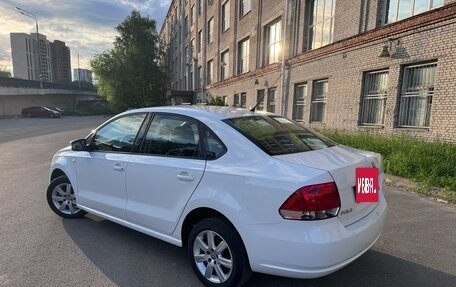 Volkswagen Polo VI (EU Market), 2012 год, 800 000 рублей, 2 фотография