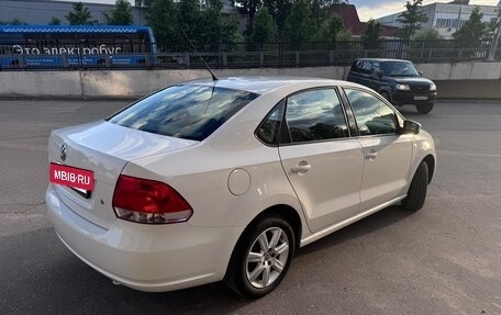 Volkswagen Polo VI (EU Market), 2012 год, 800 000 рублей, 3 фотография