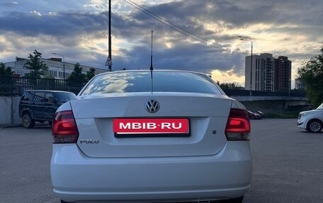 Volkswagen Polo VI (EU Market), 2012 год, 800 000 рублей, 10 фотография