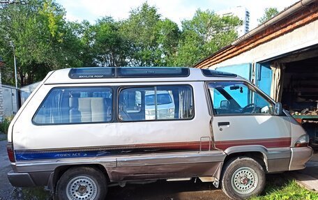 Toyota Town Ace III, 1991 год, 329 000 рублей, 2 фотография