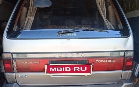 Toyota Town Ace III, 1991 год, 329 000 рублей, 11 фотография