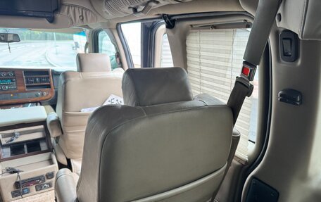 Chevrolet Express II, 2011 год, 1 800 000 рублей, 14 фотография