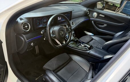 Mercedes-Benz E-Класс, 2016 год, 2 470 000 рублей, 8 фотография