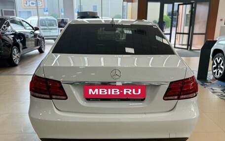 Mercedes-Benz E-Класс, 2013 год, 1 800 000 рублей, 3 фотография