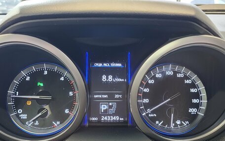 Toyota Land Cruiser Prado 150 рестайлинг 2, 2015 год, 2 950 000 рублей, 17 фотография