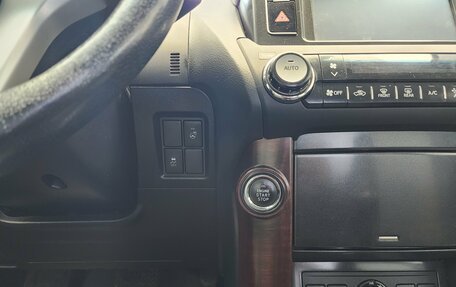 Toyota Land Cruiser Prado 150 рестайлинг 2, 2015 год, 2 950 000 рублей, 19 фотография