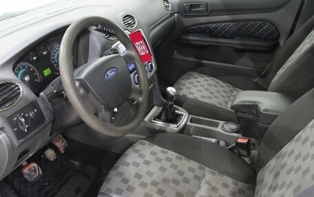 Ford Focus II рестайлинг, 2006 год, 420 000 рублей, 18 фотография