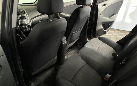 Hyundai Solaris II рестайлинг, 2015 год, 990 000 рублей, 11 фотография