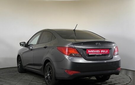 Hyundai Solaris II рестайлинг, 2015 год, 990 000 рублей, 6 фотография