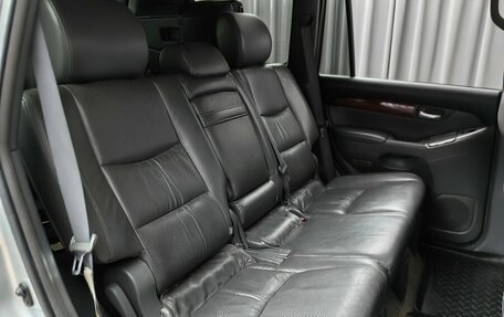 Toyota Land Cruiser Prado 120 рестайлинг, 2005 год, 1 720 000 рублей, 9 фотография