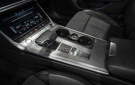 Audi A6, 2019 год, 3 270 000 рублей, 16 фотография