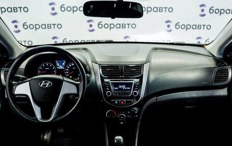 Hyundai Solaris II рестайлинг, 2011 год, 720 000 рублей, 8 фотография