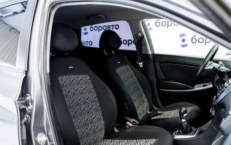 Hyundai Solaris II рестайлинг, 2011 год, 720 000 рублей, 18 фотография