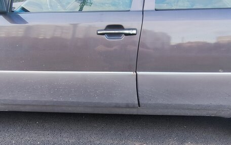Mercedes-Benz E-Класс, 1993 год, 570 000 рублей, 3 фотография