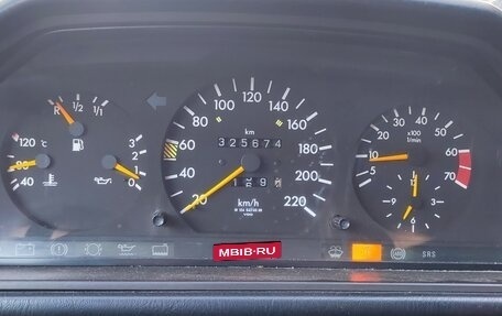 Mercedes-Benz E-Класс, 1993 год, 570 000 рублей, 13 фотография