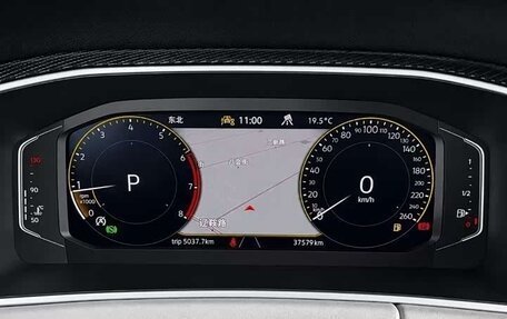 Volkswagen Touran III, 2023 год, 2 510 000 рублей, 10 фотография