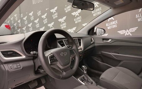 Hyundai Solaris II рестайлинг, 2019 год, 889 000 рублей, 9 фотография