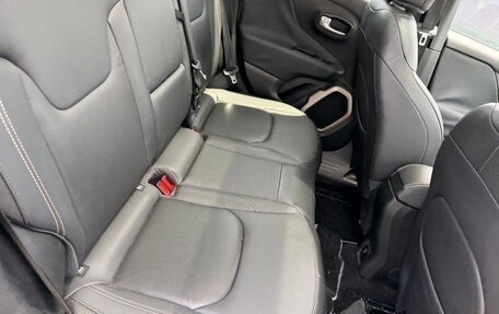 Jeep Renegade I рестайлинг, 2015 год, 943 008 рублей, 19 фотография
