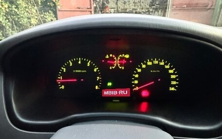 KIA Magentis I, 2004 год, 325 000 рублей, 18 фотография