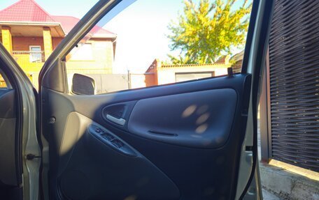 Toyota Vitz, 2003 год, 345 000 рублей, 12 фотография