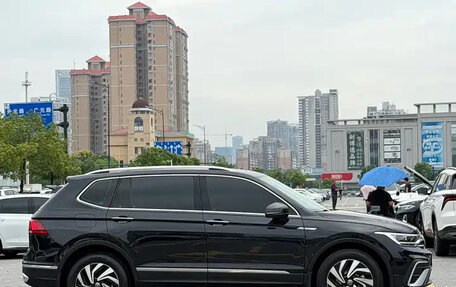 Volkswagen Tiguan II, 2023 год, 2 084 555 рублей, 4 фотография
