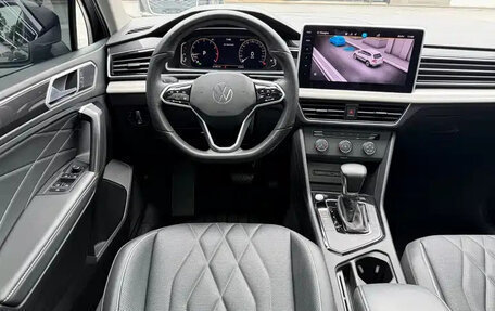 Volkswagen Tiguan II, 2023 год, 2 084 555 рублей, 11 фотография
