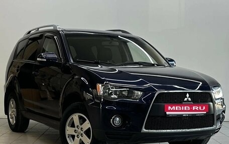 Mitsubishi Outlander III рестайлинг 3, 2010 год, 1 200 000 рублей, 3 фотография