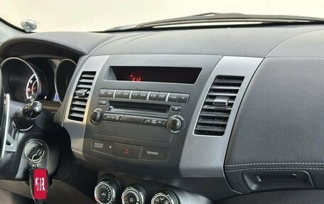 Mitsubishi Outlander III рестайлинг 3, 2010 год, 1 200 000 рублей, 12 фотография